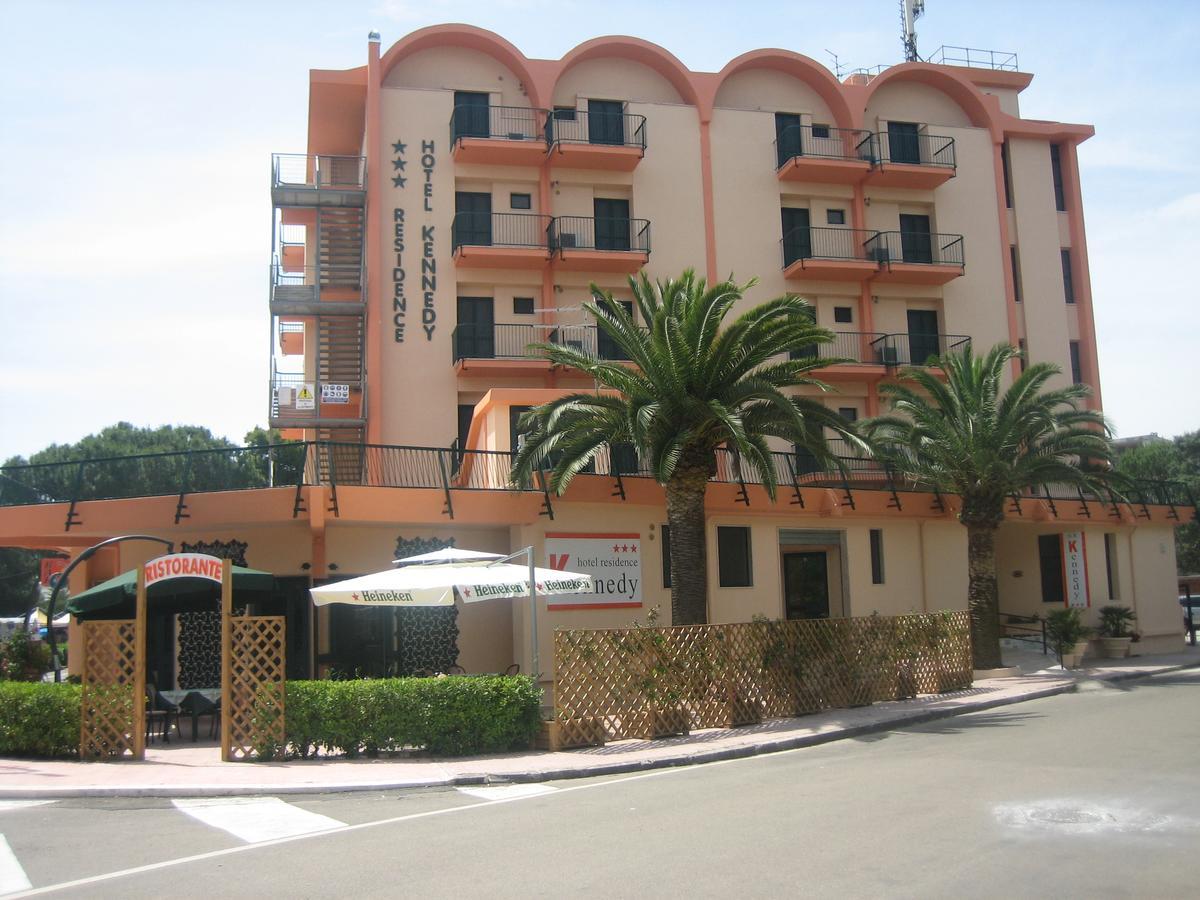מטאפונטו Hotel Kennedy מראה חיצוני תמונה